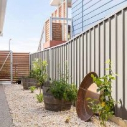 Fencing Contractors, Fencing, Fences, Concrete Paths, Gates, Port Noarlunga, Victor Harbor, Middlton SA, Hayborough, Goolwa, Hindmarsh Island