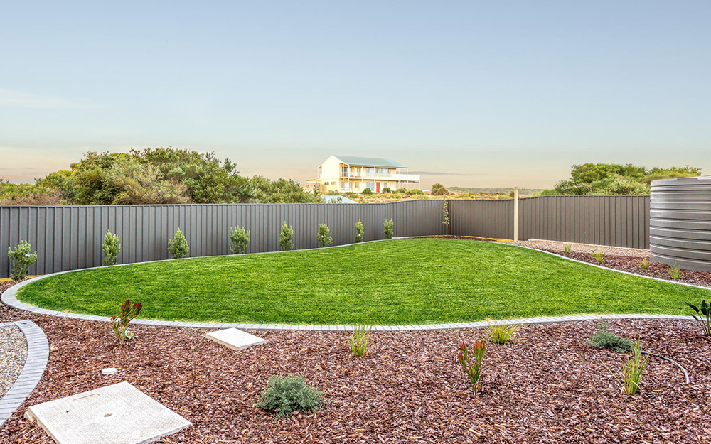 Landscaping, Landscapers, Landscaping Design, Brick Edging, Turf Installation, Irrigation, Fencing Contractors, Rain Water Tank Installation, Middleton SA