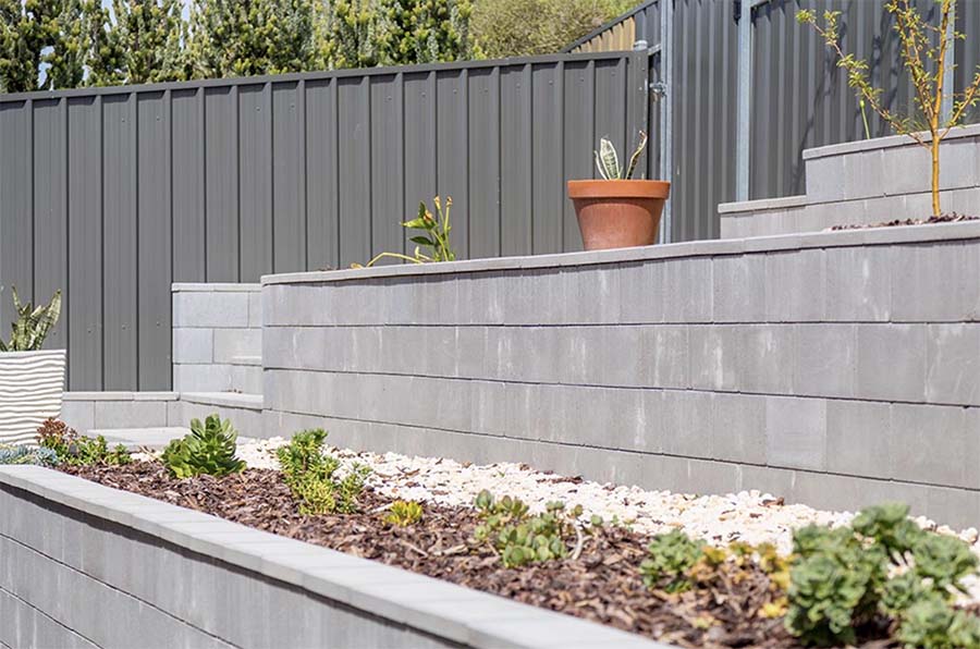 retaining wall installers in victor harbor