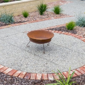 Retaining Wall, Raised Garden Bed, Fire pit, Brick Edging, Concrete, Encounter Bay, Victor Harbor, Fleurieu