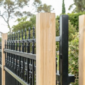 Fencing Contractors, Fencing, Fences, Landscaping, Landscapers, Spear Fencing, Motorised Gates, Fleurieu